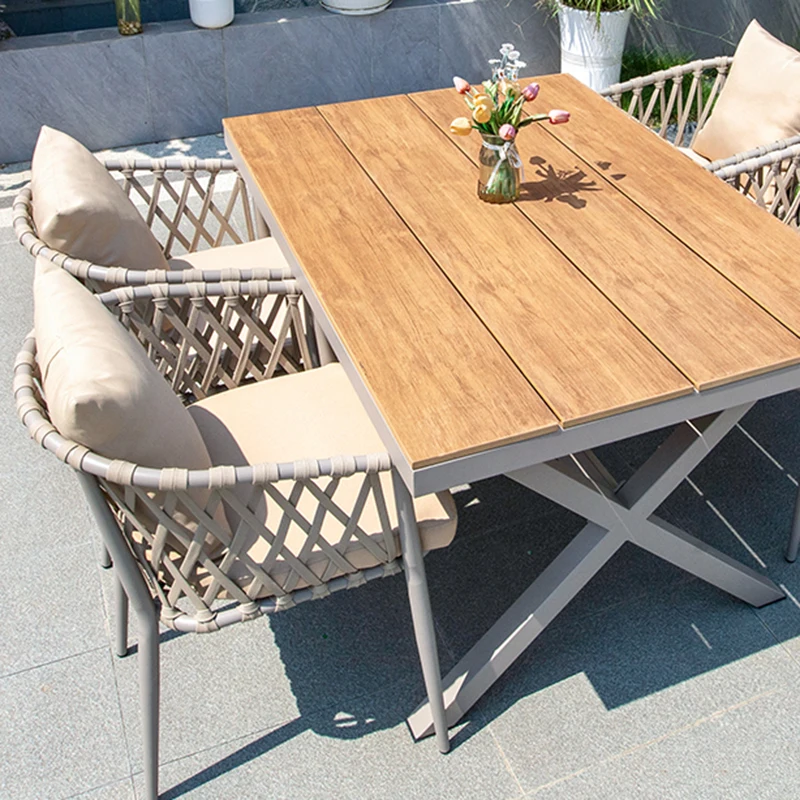 طقم طاولة خارجية مع تنجيد، أطق - مراجعة Kids Outdoor Furniture Set وسعره